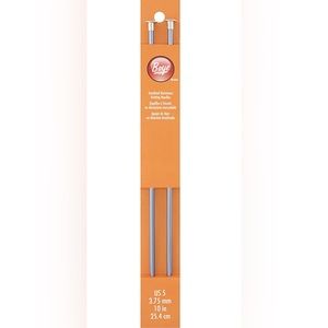 NWT: knitting needles